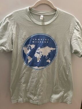 MEDIUM Vampire Weekend Band T Shirt 2010 North American Tour Dates Concert Merch
